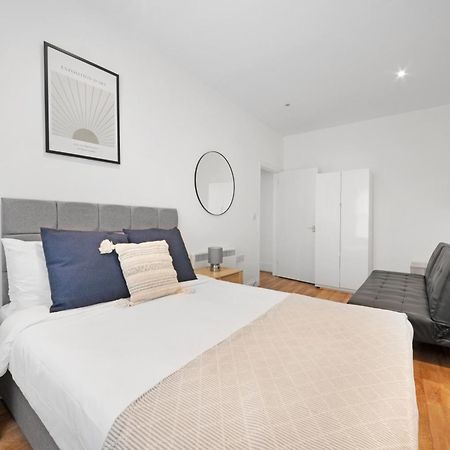 2 Bed Piccadilly Apartment 1 London Exterior foto