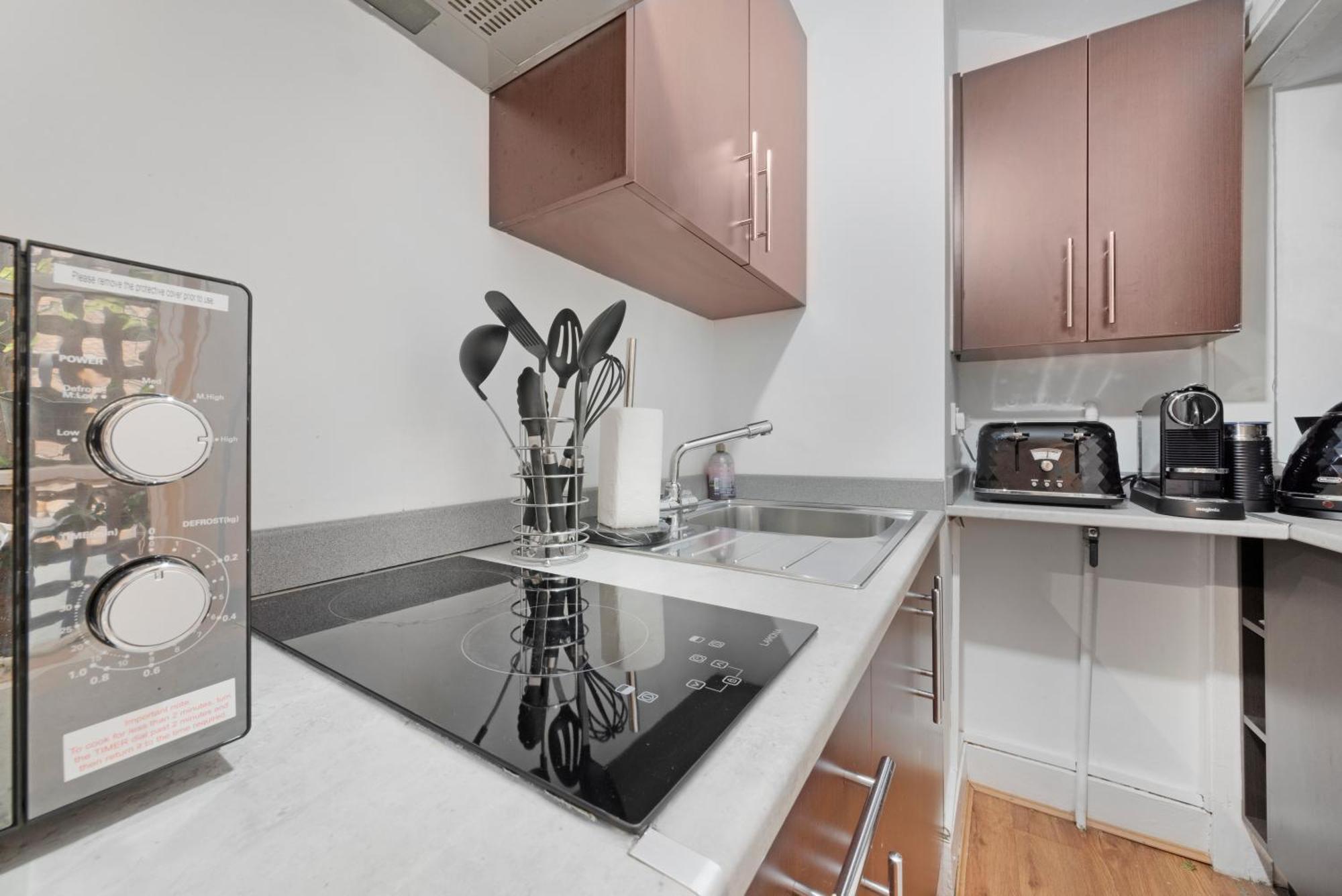 2 Bed Piccadilly Apartment 1 London Exterior foto