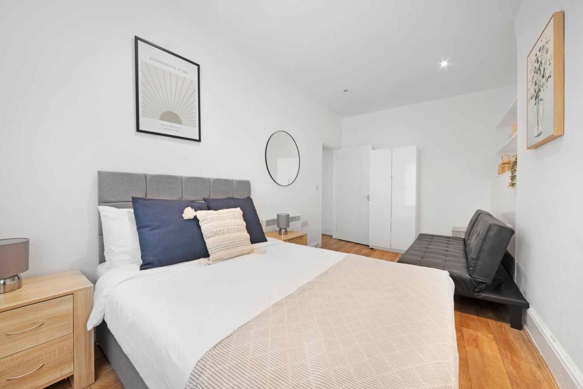 2 Bed Piccadilly Apartment 1 London Exterior foto