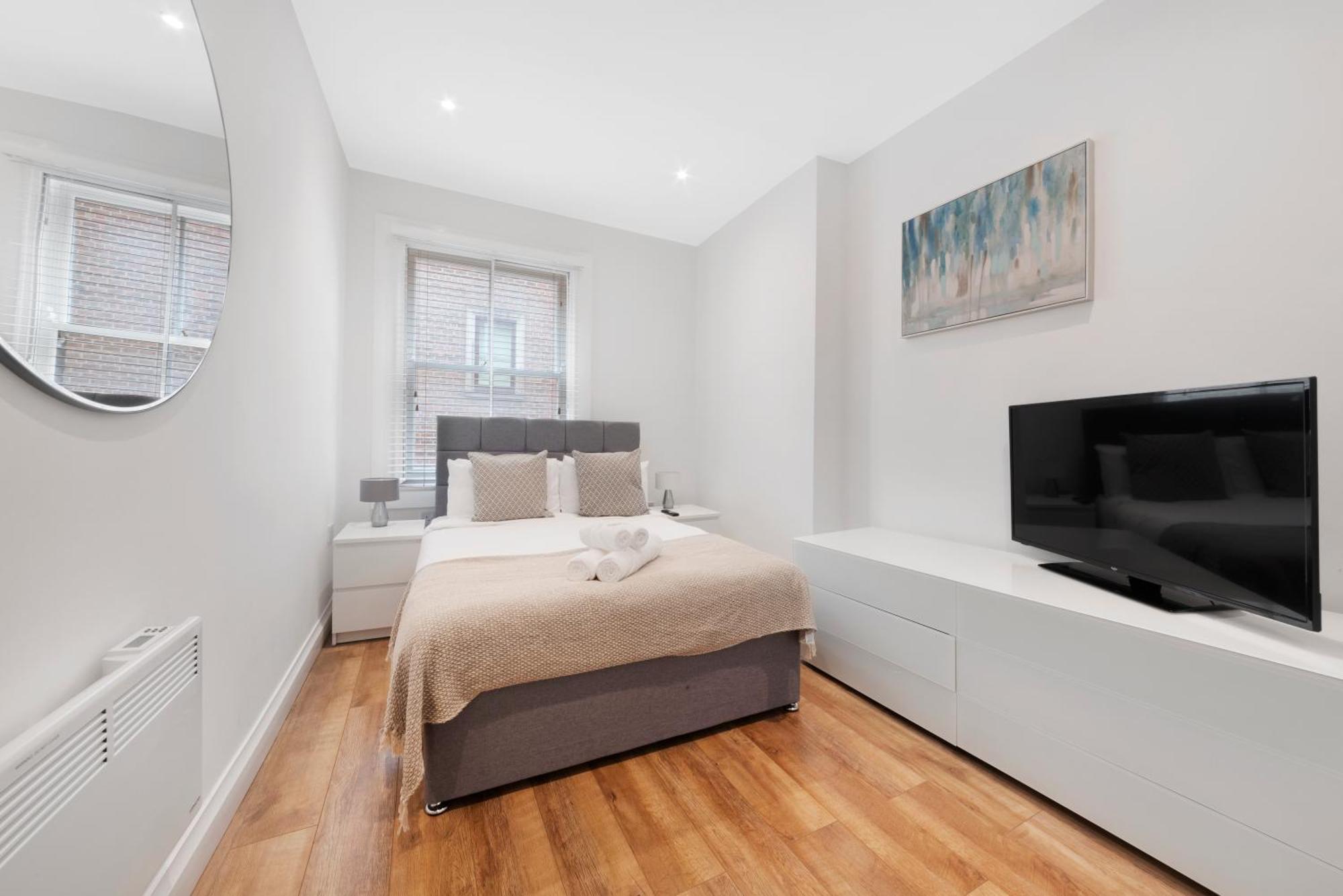 2 Bed Piccadilly Apartment 1 London Exterior foto